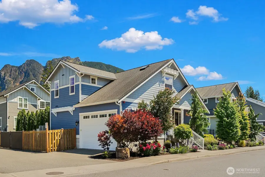226 E 2nd Street, North Bend, WA 98045 - #3