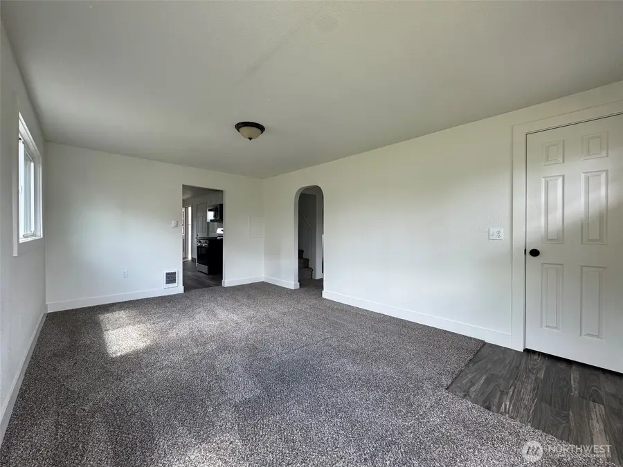 289 28th Avenue, Longview, WA 98632 - #3