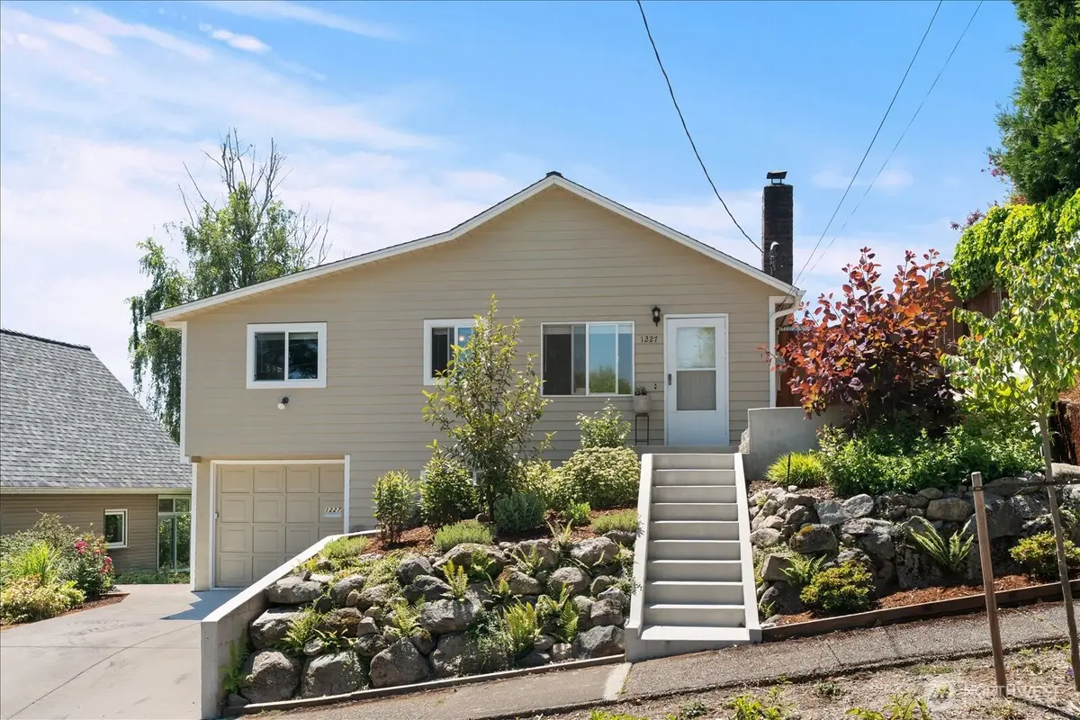 1227 S Henderson Street, Seattle, WA 98108 - #1