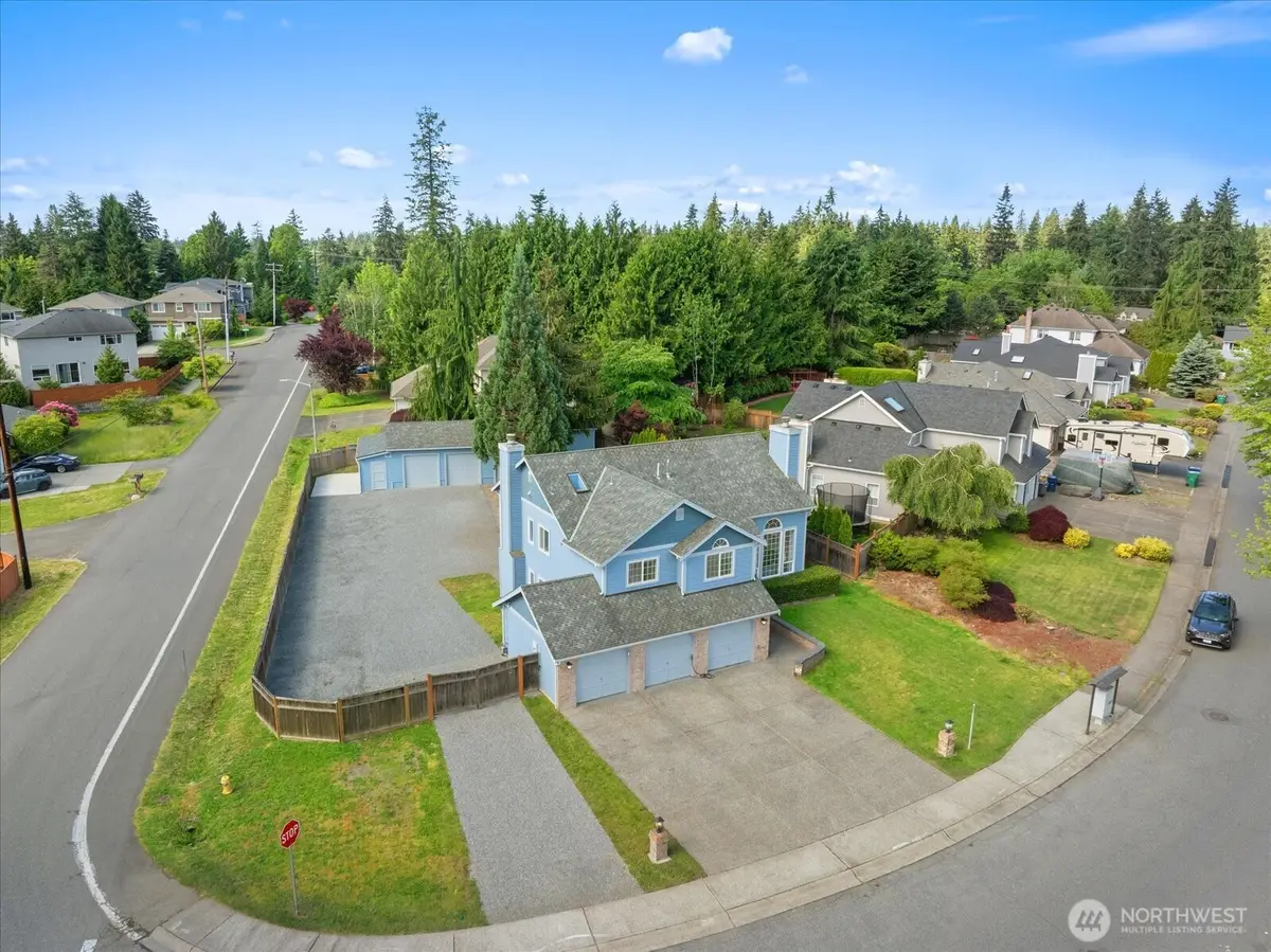 18 174th Street Sw, Bothell, WA 98012 - #1