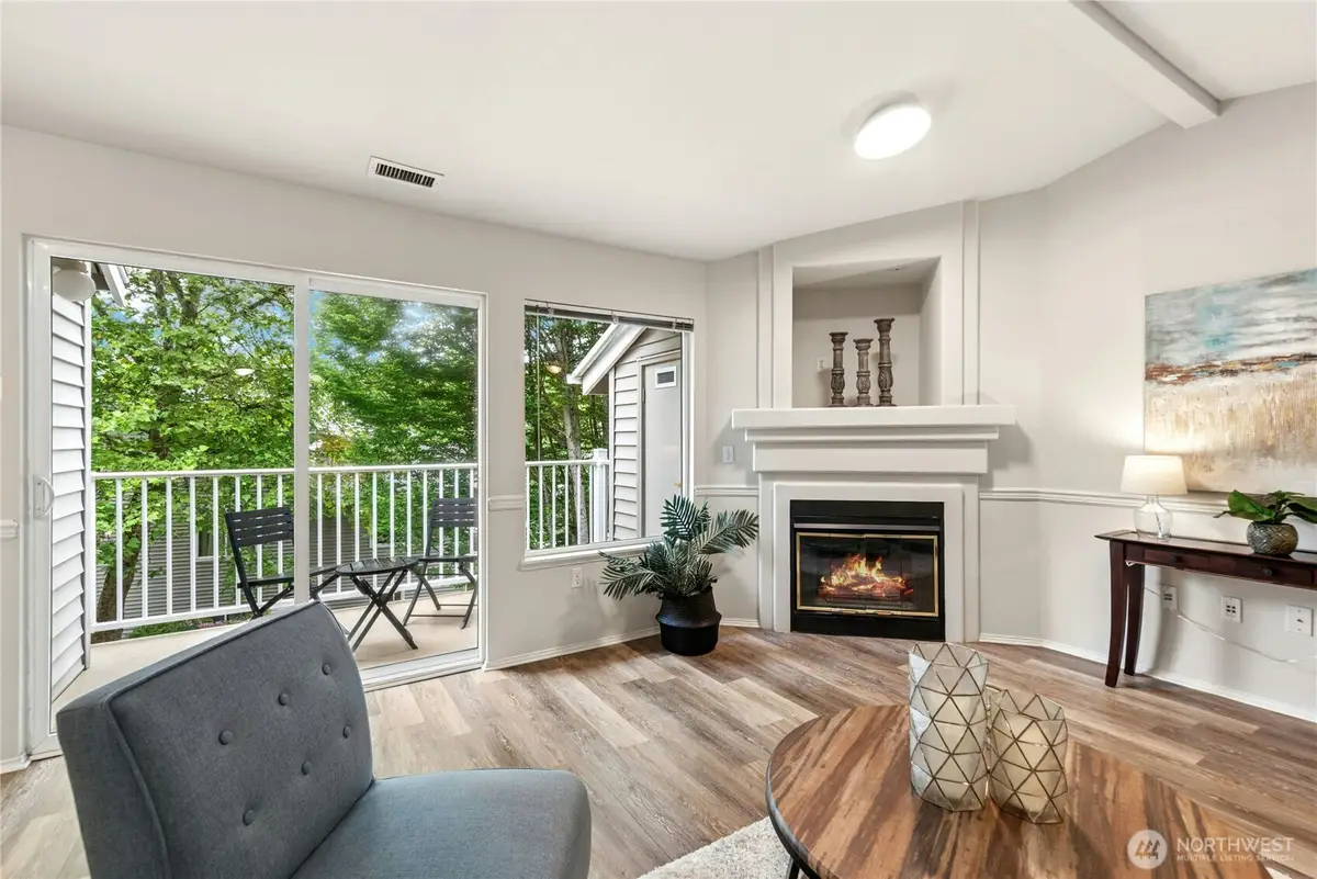 25235 SE Klahanie Boulevard #E305, Sammamish, WA 98029 - #1