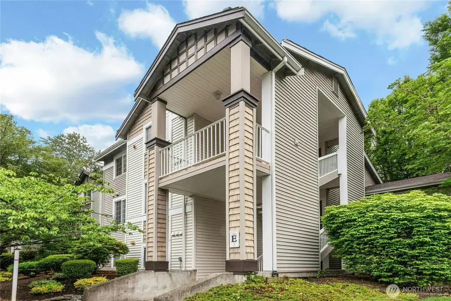 25235 SE Klahanie Boulevard #E305, Sammamish, WA 98029 - #2