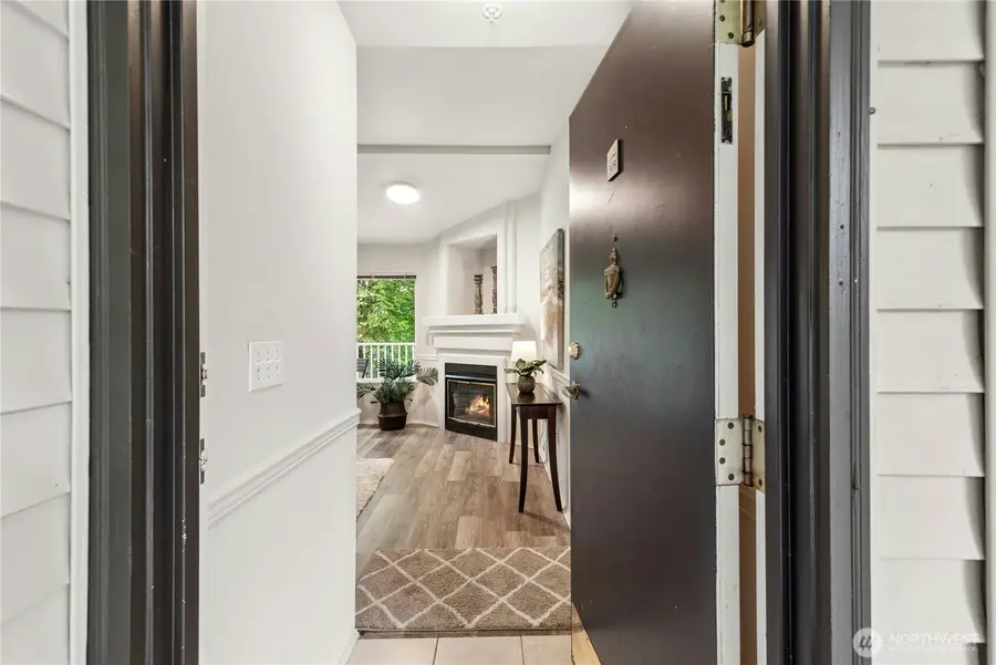 25235 SE Klahanie Boulevard #E305, Sammamish, WA 98029 - #3