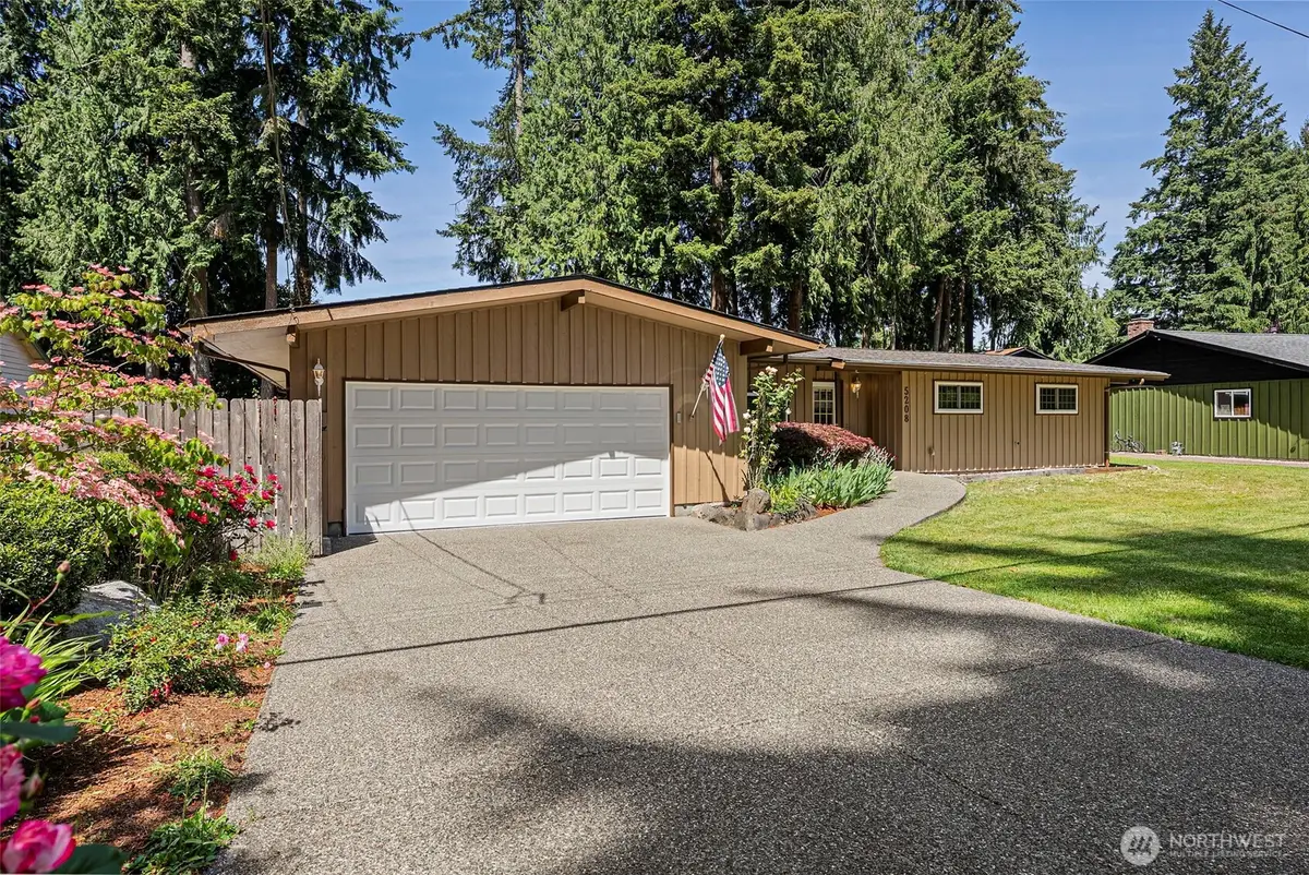 5208 Brentwood Drive Se, Lacey, WA 98503 - #1