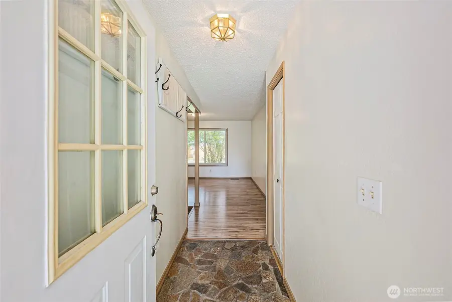 5208 Brentwood Drive Se, Lacey, WA 98503 - #3