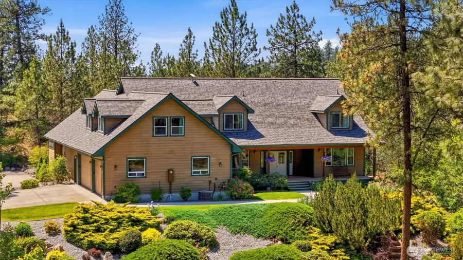 9524 E Northrim Ln, Spokane, WA 99217 - #2