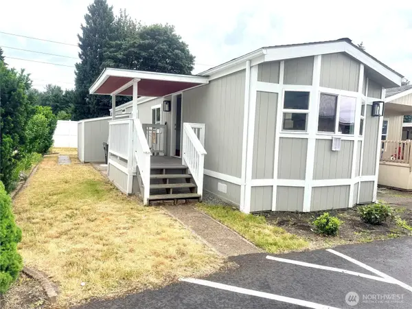 210 37th St Se # 35, Auburn, WA 98002