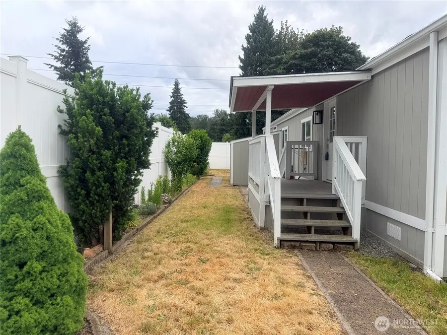 210 37th St Se #35, Auburn, WA 98002 - #3