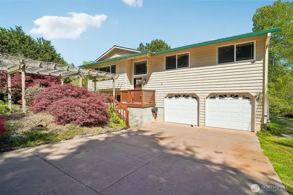 23113 23rd Drive Ne, Arlington, WA 98223
