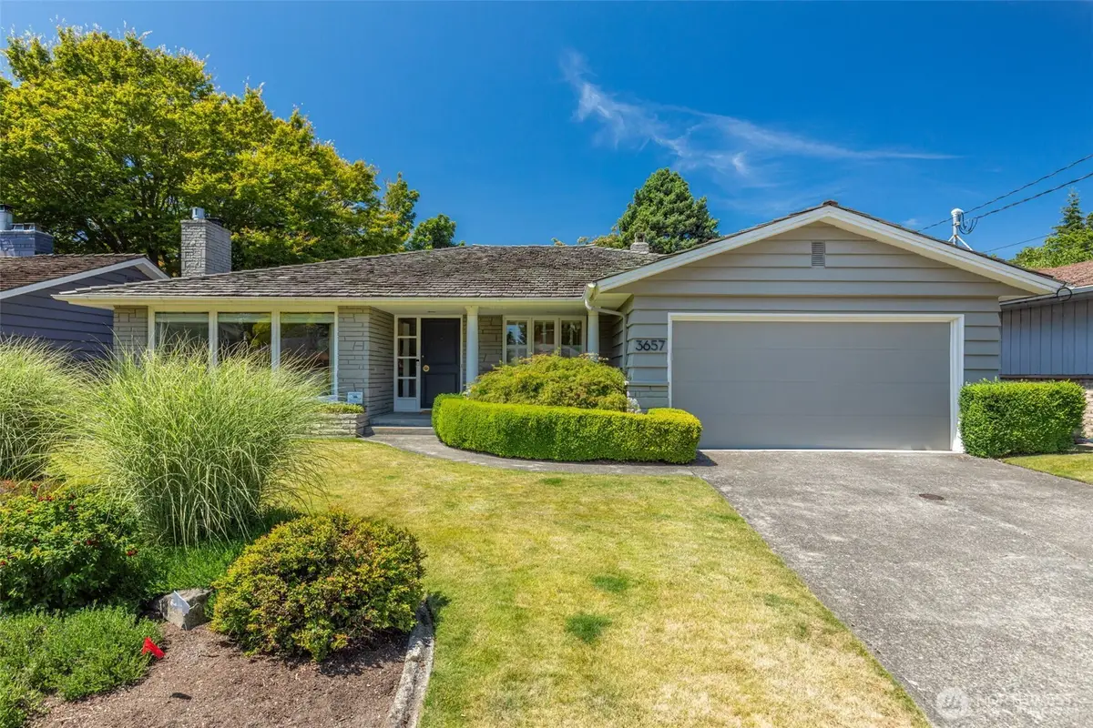 3657 W Viewmont Way W, Seattle, WA 98199 - #1