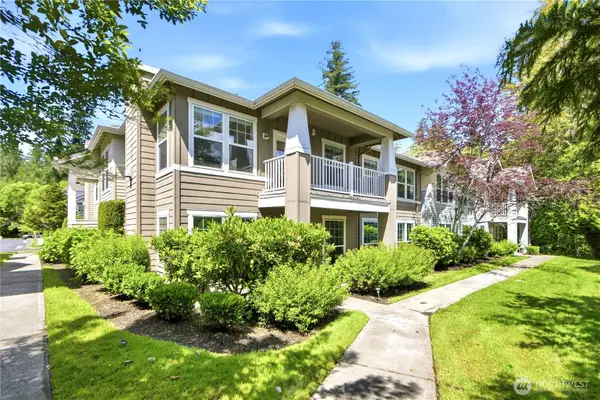 22669 NE Alder Crest Drive #201, Redmond, WA 98053