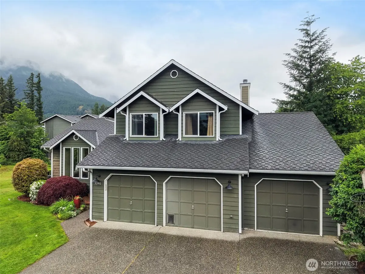 1340 Maloney Grove Avenue Se, North Bend, WA 98045 - #1
