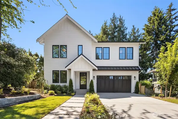 7321 48th Avenue Ne, Seattle, WA 98115