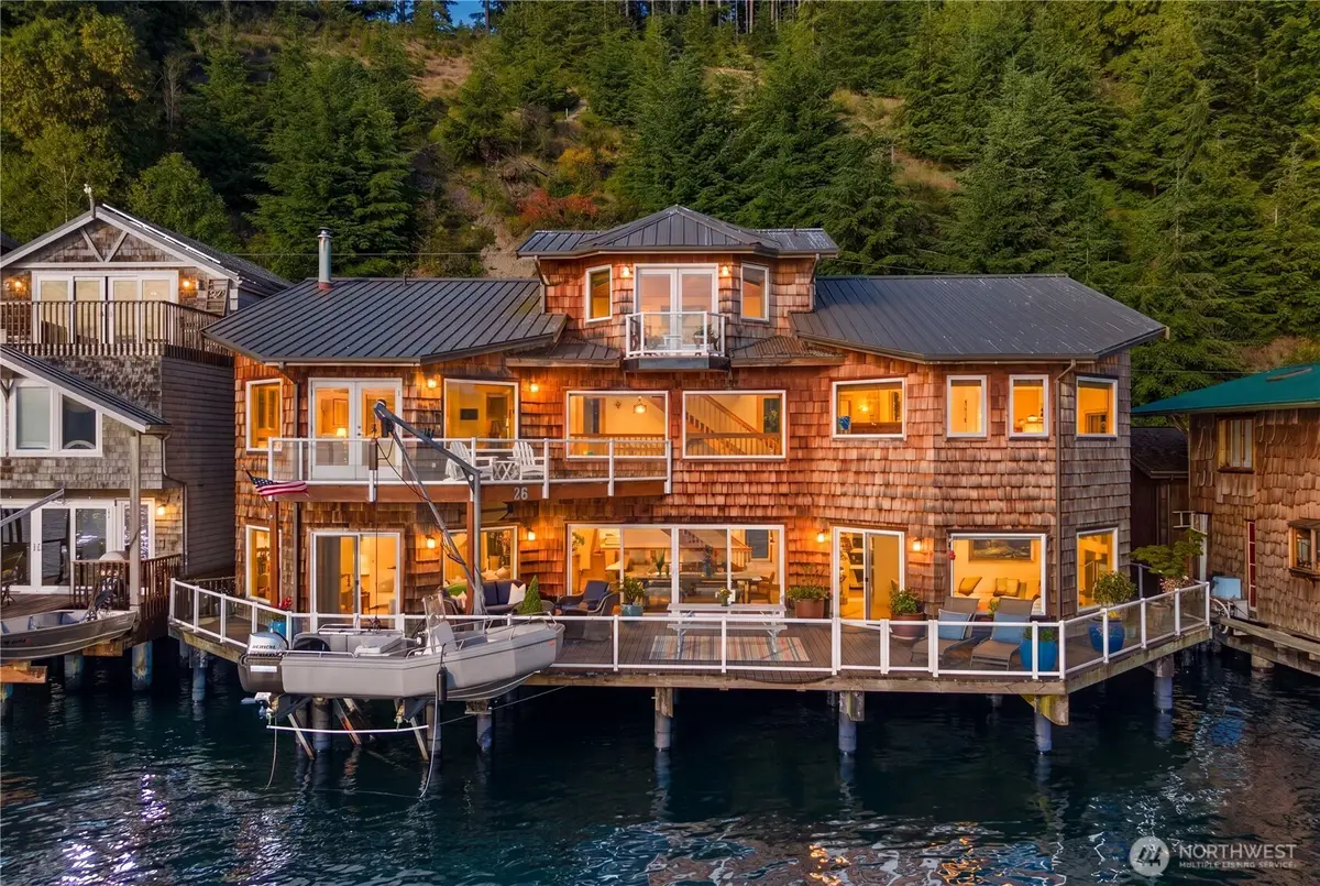26 N Salmon Beach, Tacoma, WA 98407 - #1