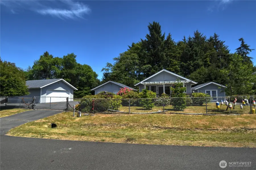 558 Meadow Avenue Ne, Ocean Shores, WA 98569 - #3