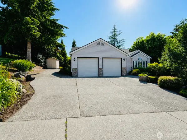 715 N Waugh Road, Mount Vernon, WA 98273