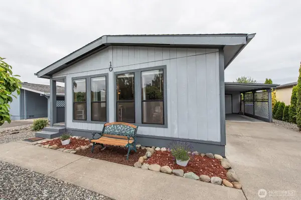 325 N 5th Ave #10, Sequim, WA 98382