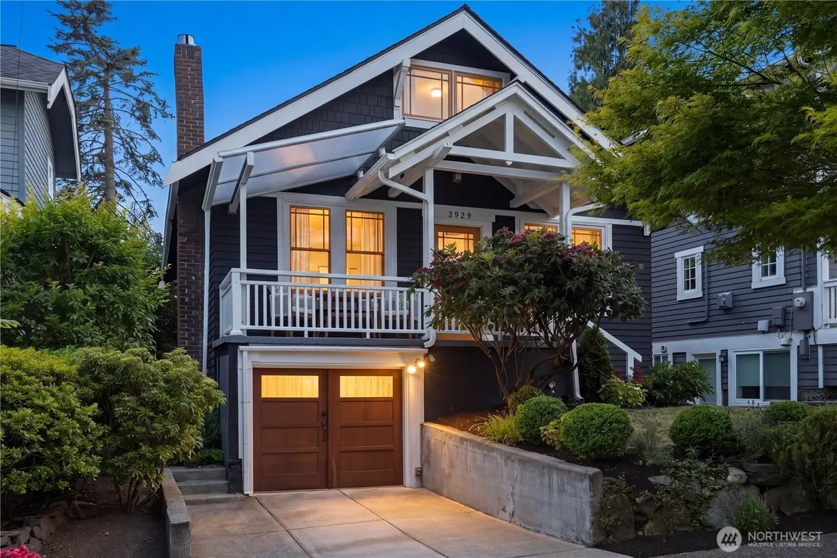 3929 Ashworth Avenue N, Seattle, WA 98103 - #1