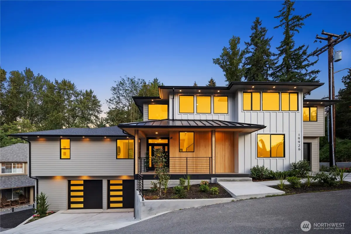 19926 68th Avenue Ne, Kenmore, WA 98028 - #1