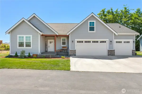 801 Pine Crest Drive, Everson, WA 98247