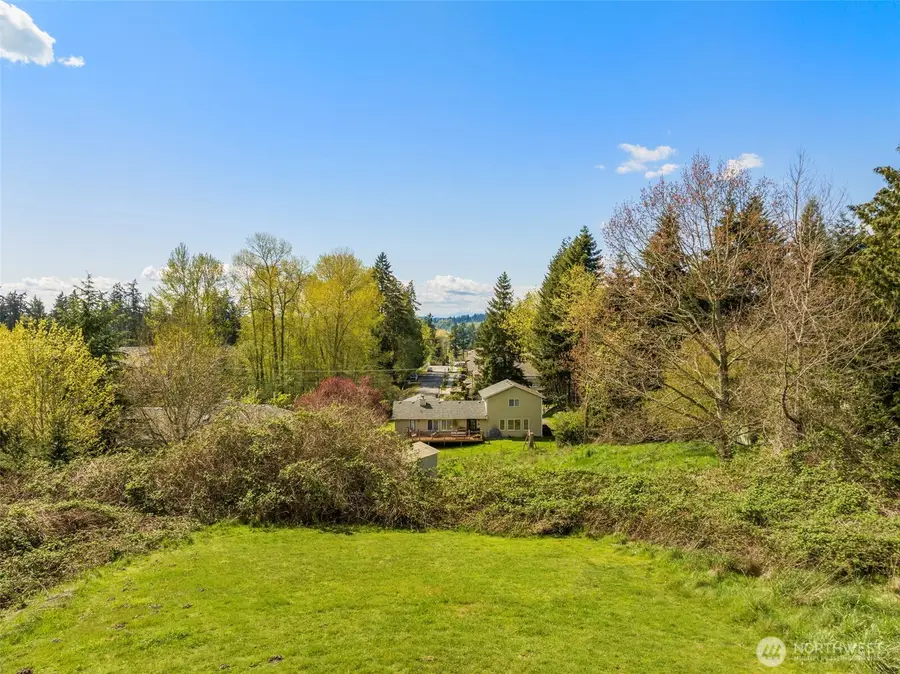 8057 118th Avenue Se, Newcastle, WA 98056 - #3