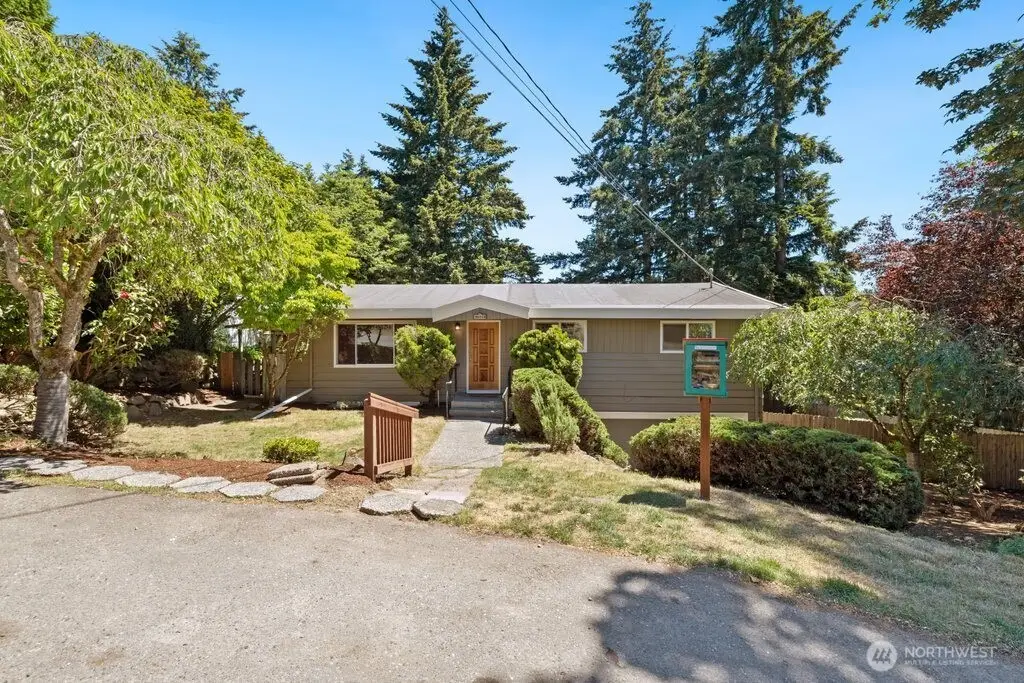 10312 Wallingford Avenue N, Seattle, WA 98133 - #1