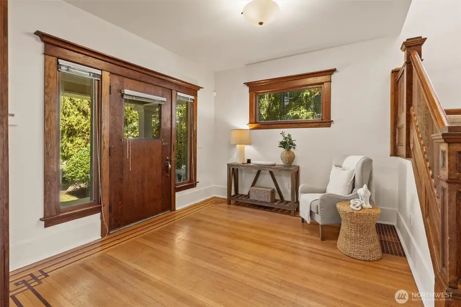 938 18th Avenue E, Seattle, WA 98112 - #3