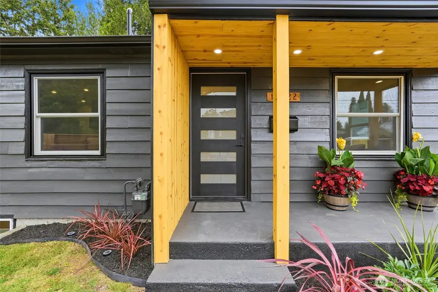 15822 26th Avenue Ne, Shoreline, WA 98155 - #2