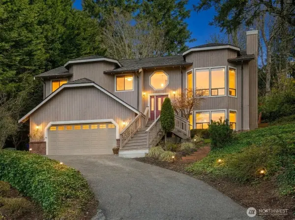 14812 SE 62nd Court, Bellevue, WA 98006