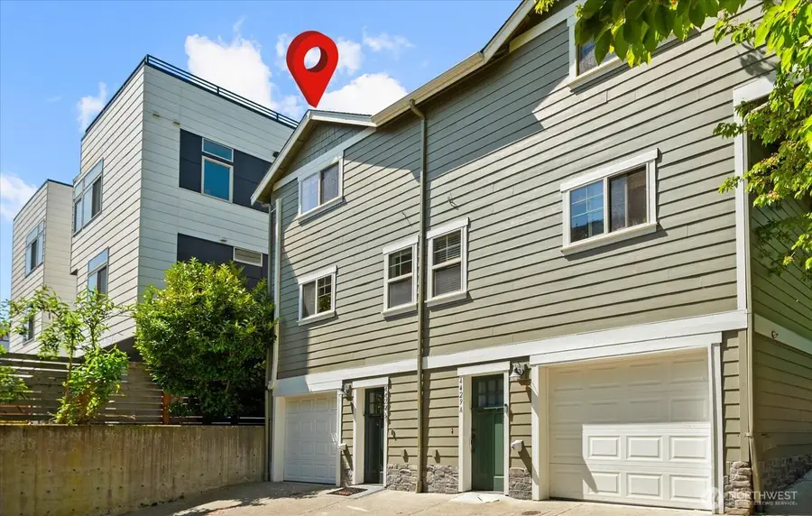 4429 41st Avenue Sw #B, Seattle, WA 98116 - #2