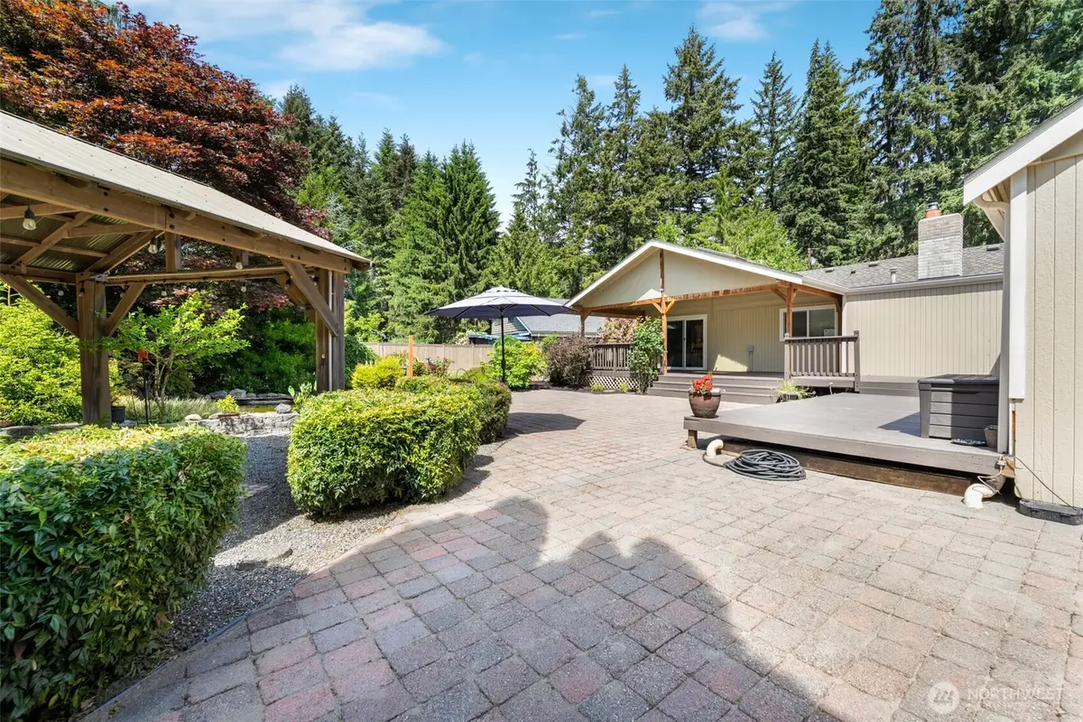1918 S Lake Stickney Dr, Lynnwood, WA 98087 - #1