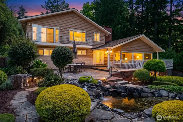 17524 10th Avenue Nw, Shoreline, WA 98177