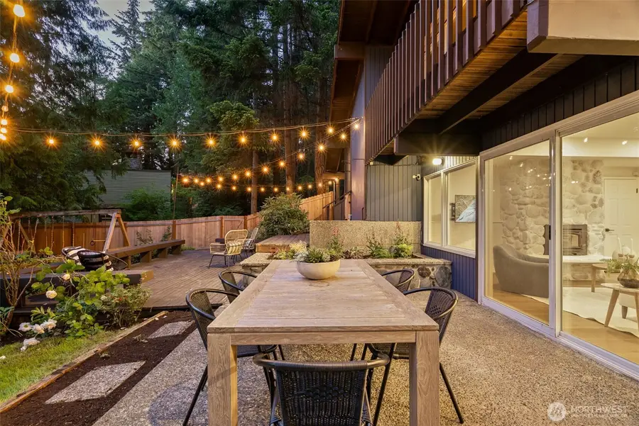 1305 Kings Place Nw, Bainbridge Island, WA 98110 - #3