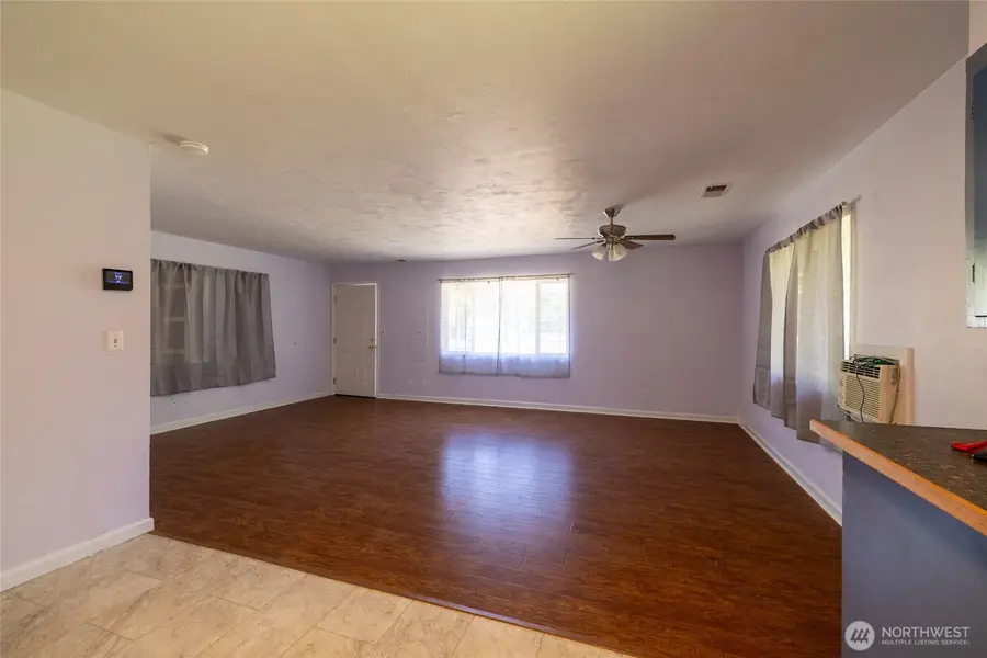 1308 W Main Street, Centralia, WA 98531 - #2