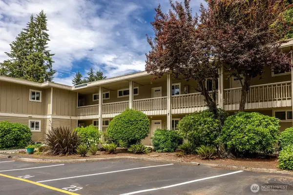 7809 218th Street Sw #10, Edmonds, WA 98026