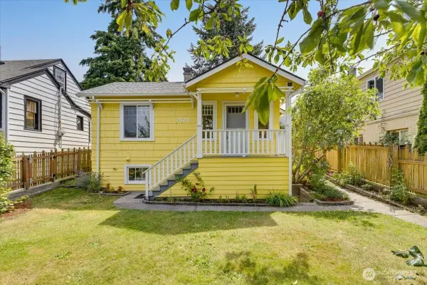 7528 14th Avenue Sw, Seattle, WA 98106