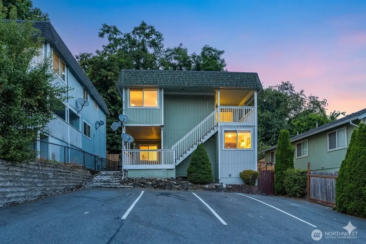 361 Earlington Avenue Sw, Renton, WA 98057 - #1