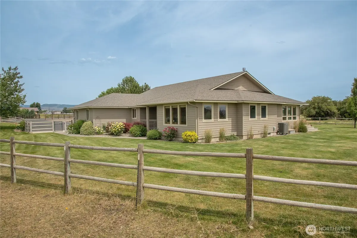 360 Double Creek Lane, Ellensburg, WA 98926 - #1