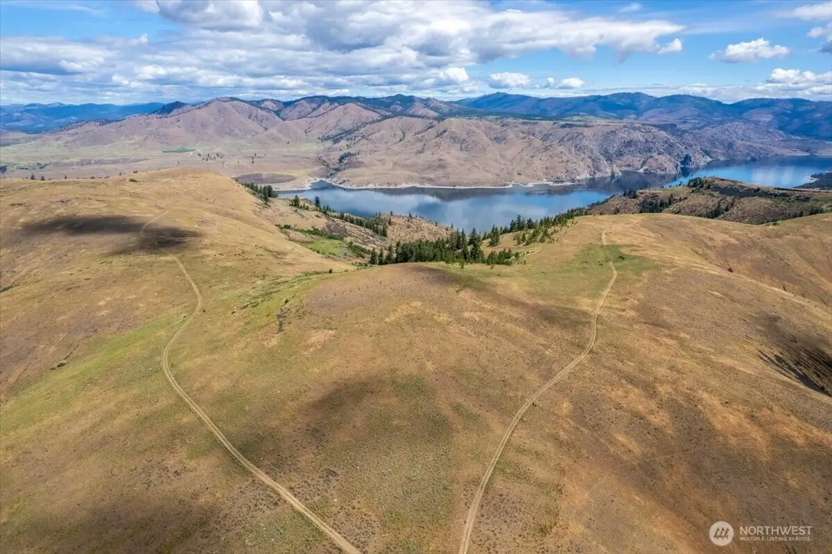 45000 Hanson Harbor Road N, Wilbur, WA 99185 - #1