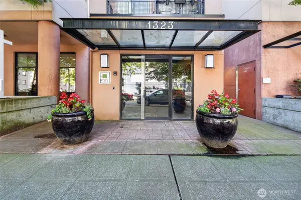 1323 Boren Avenue #412, Seattle, WA 98101