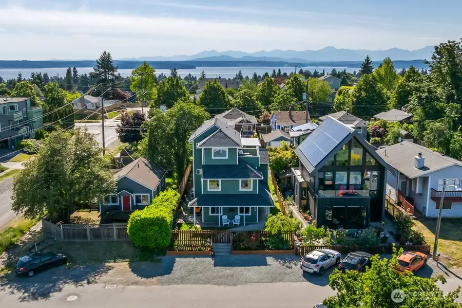 5653 34th Avenue Sw, Seattle, WA 98126 - #3