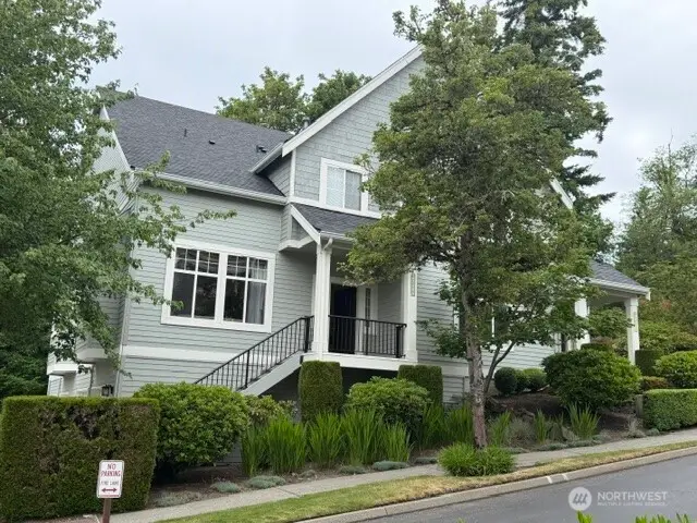 6748 161st Avenue Se #A, Bellevue, WA 98006 - #1
