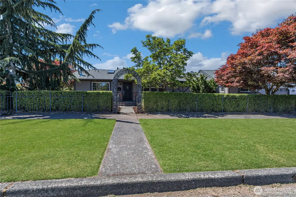 1302 N Cheyenne Street, Tacoma, WA 98406 - #1