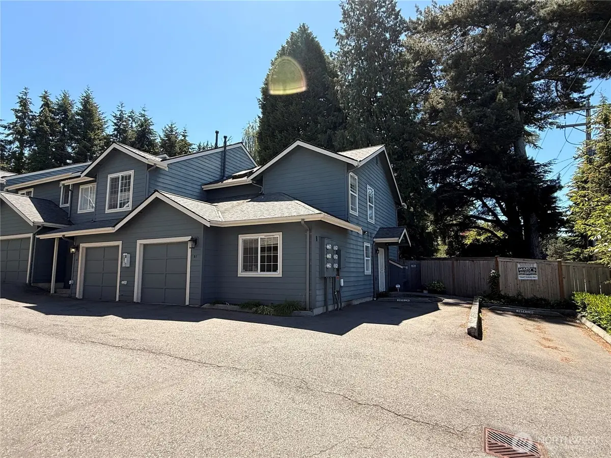 15633 44th Avenue W #B-1, Lynnwood, WA 98087 - #1