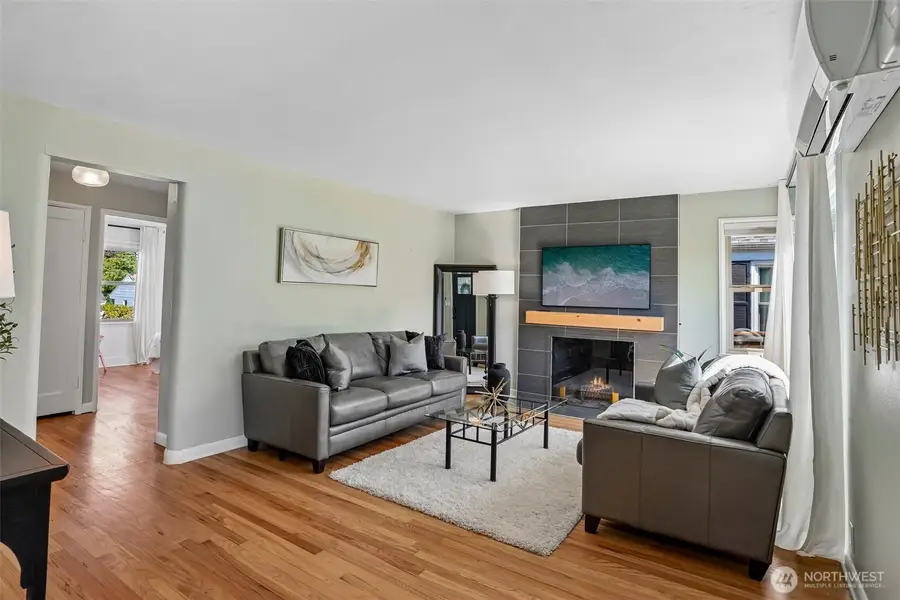 4323 15th Avenue S, Seattle, WA 98108 - #3