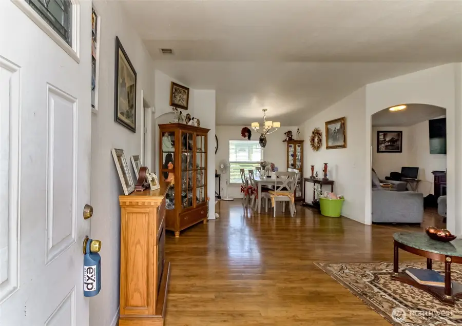 8216 19th Avenue E #10, Tacoma, WA 98404 - #2