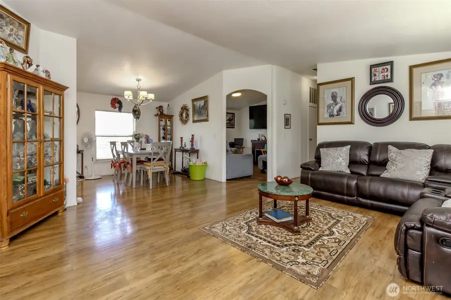 8216 19th Avenue E #10, Tacoma, WA 98404 - #3