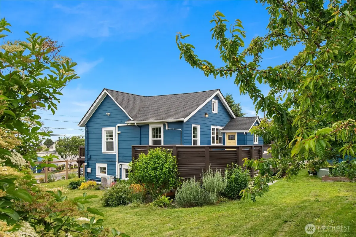 4620 15th Avenue S, Seattle, WA 98108 - #1