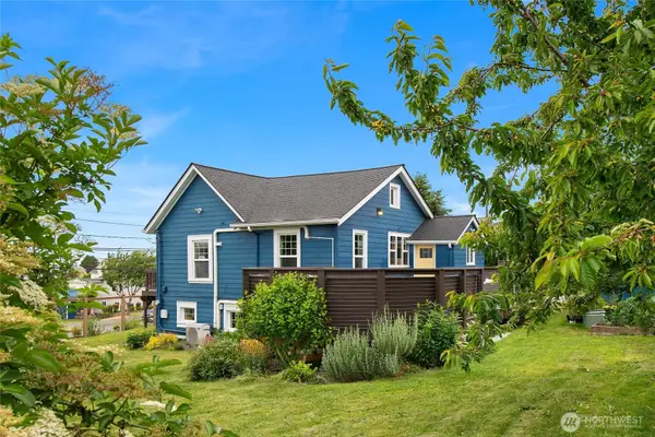 4620 15th Avenue S, Seattle, WA 98108