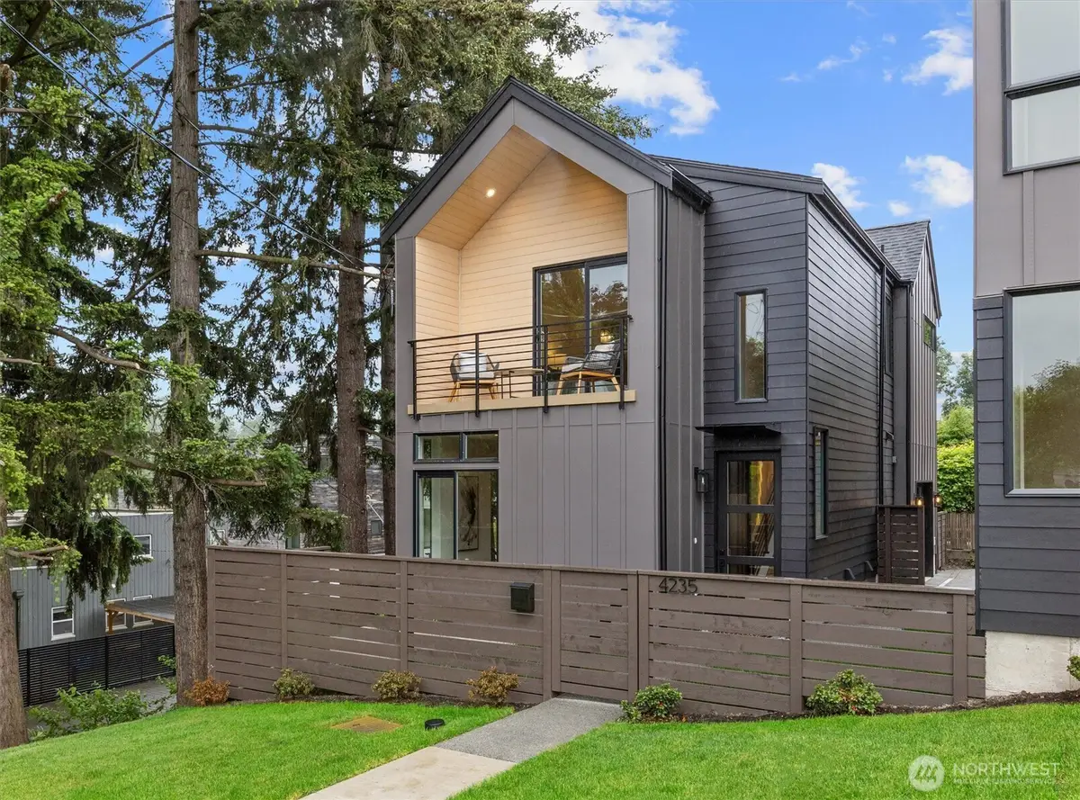 4235 S Bradford Street, Seattle, WA 98118 - #1